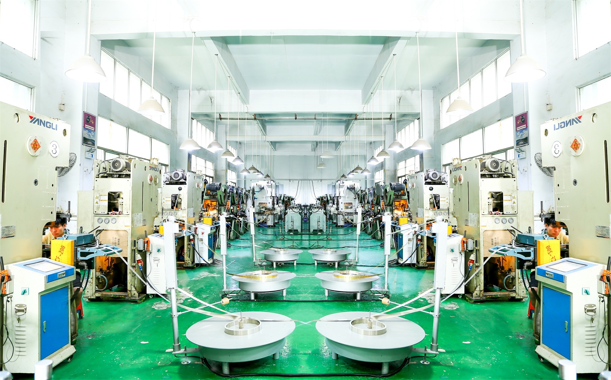 精密冲压件的特点及制作工艺是那些？深圳锐硕五金告诉你！