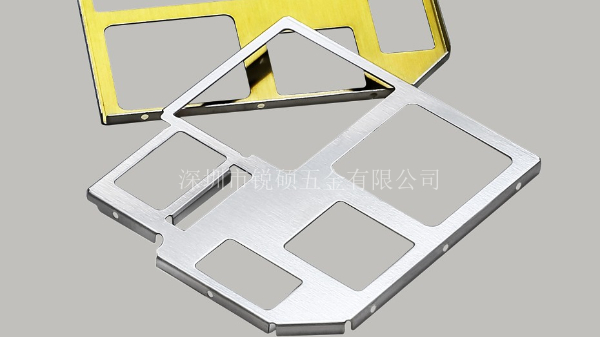 PCB板屏蔽罩的EMC设计