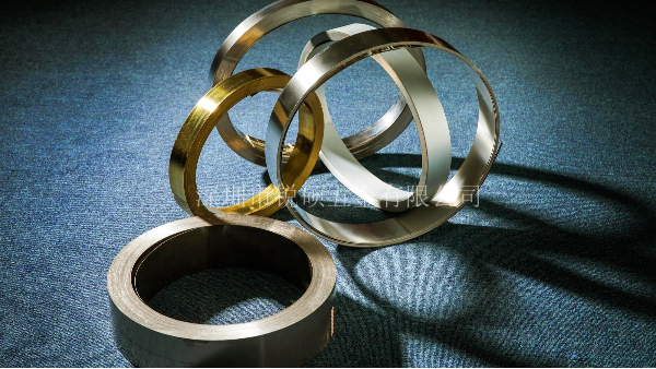 影响汽车精密冲压件回弹的因素【锐硕五金】