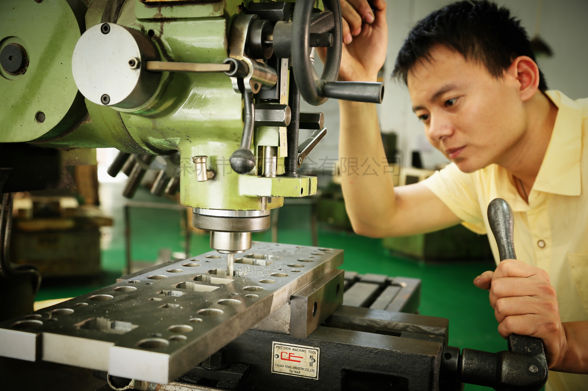 精密冲压件加工工艺流程【锐硕五金】